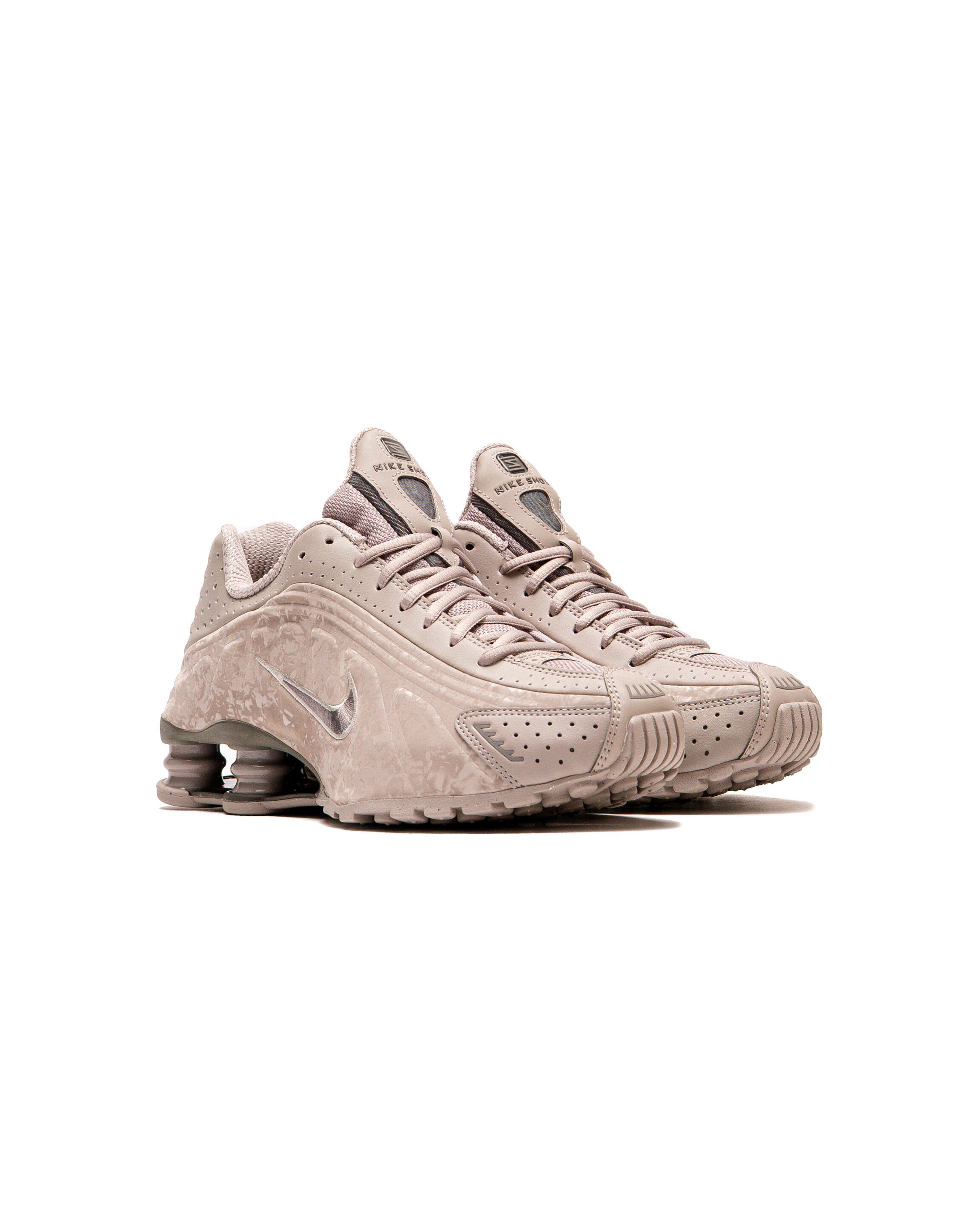 nike-wmns-shox-r4-college-grey